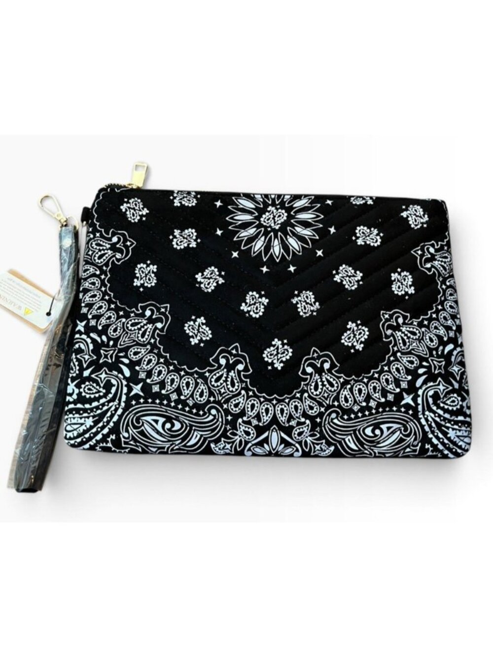 Black & White Paisley Quilted Wristlet Wallet Purse Square Faux Suede Pouch NWT